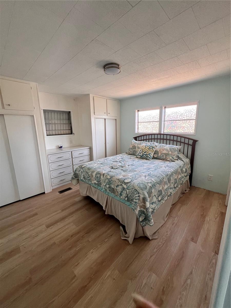 HARBOR LIGHTS MHP CO-OP - Residential