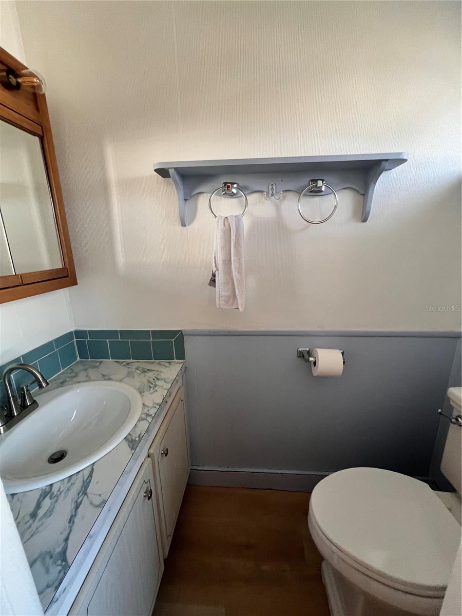 HARBOR LIGHTS MHP CO-OP - Residential