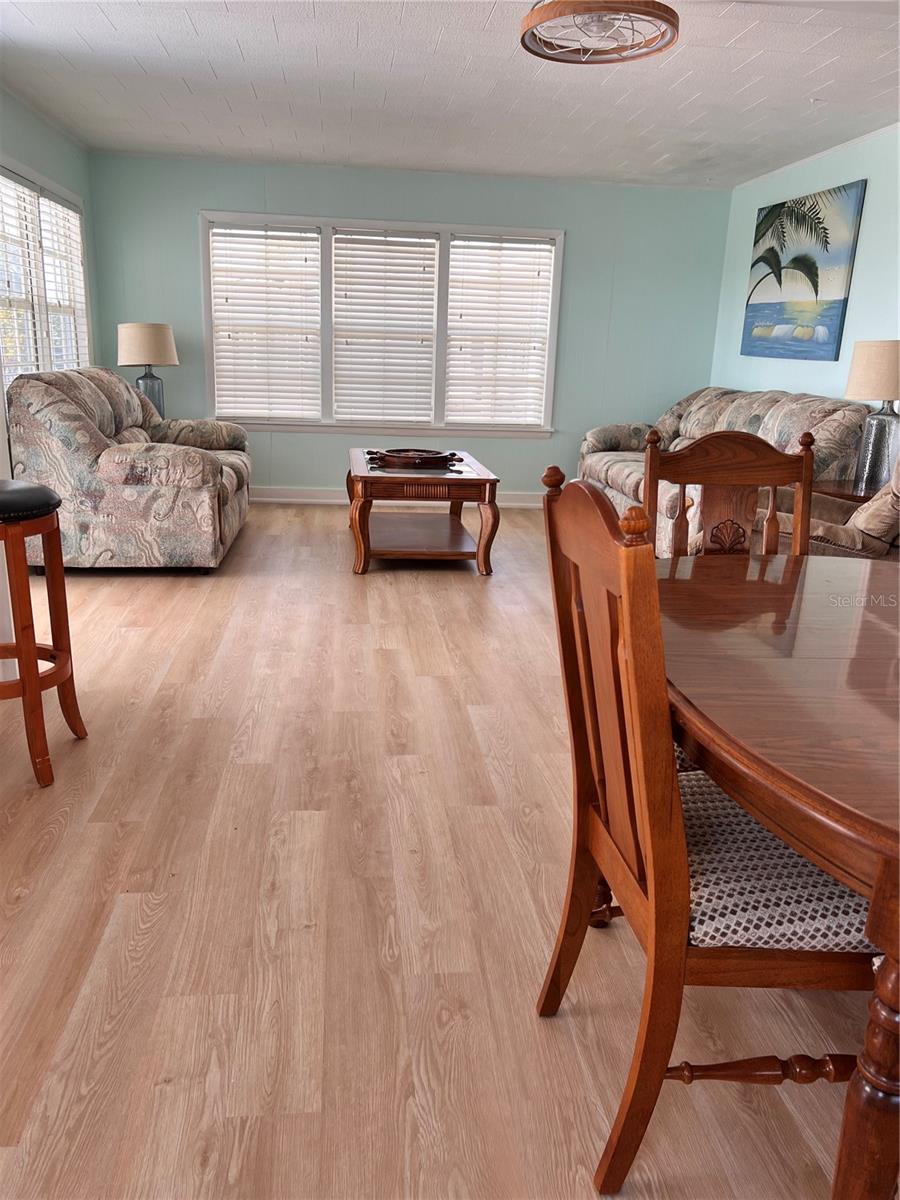 HARBOR LIGHTS MHP CO-OP - Residential