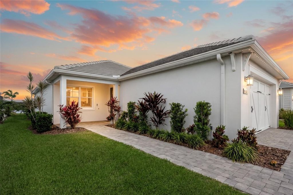 Photo of 8160 Sternway Road, Sarasota, FL 34240 (MLS # A4690080)