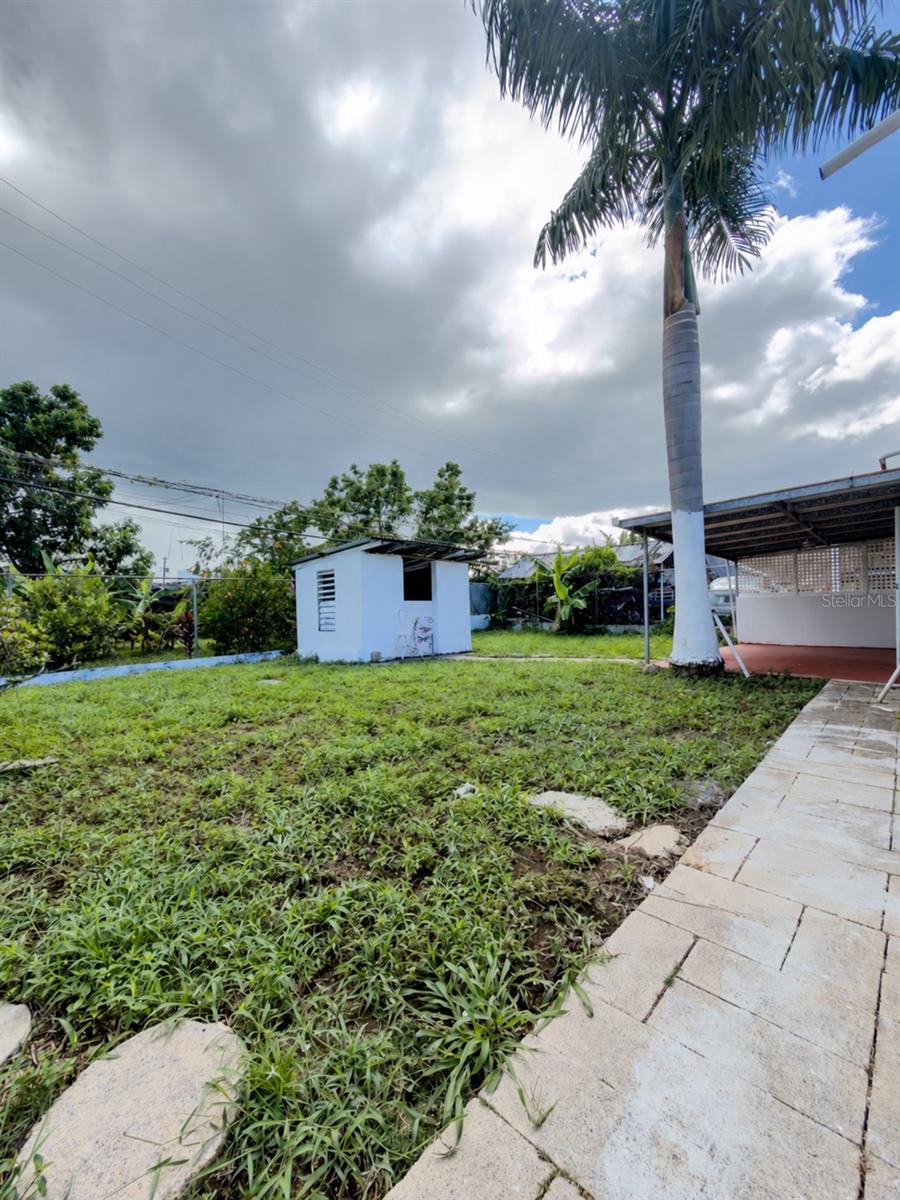 CALLE 19 E 15 BAYAMON GARDENS