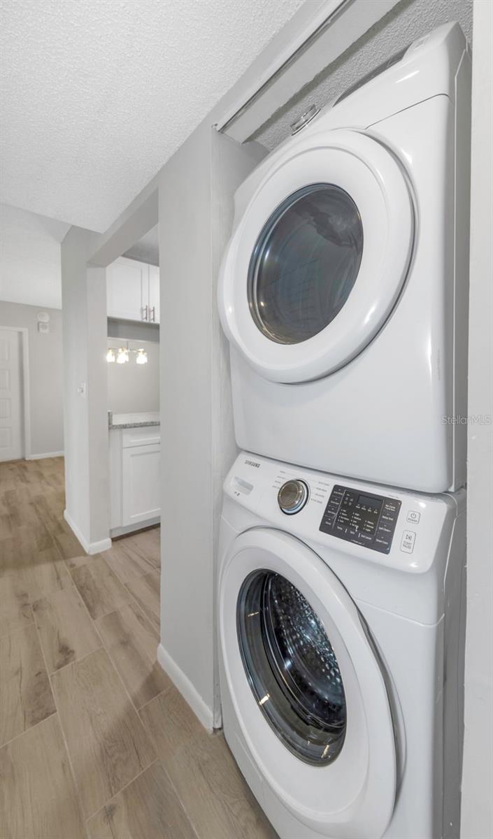 PINE RIDGE AT LAKE TARPON VILLAGE - Residential