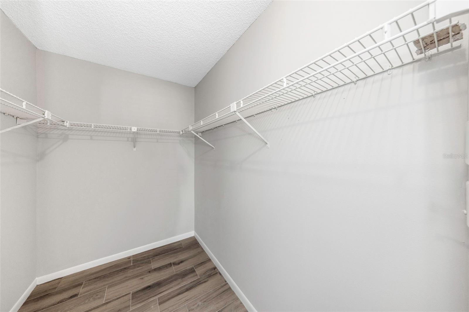 PINE RIDGE AT LAKE TARPON VILLAGE - Residential