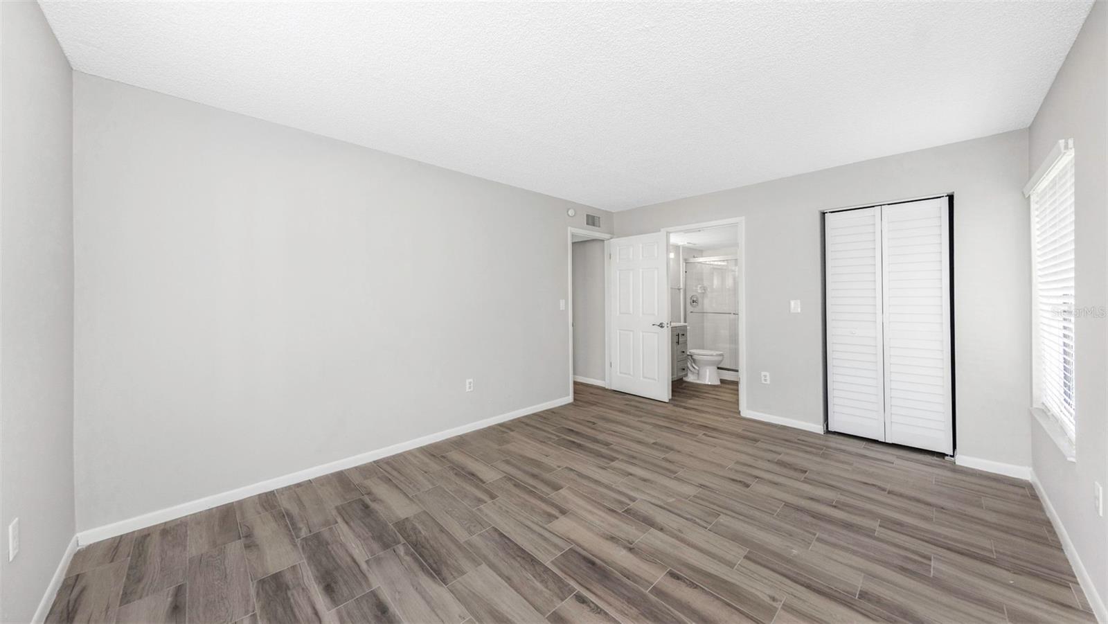 PINE RIDGE AT LAKE TARPON VILLAGE - Residential