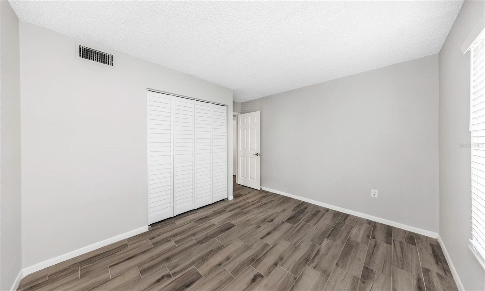 PINE RIDGE AT LAKE TARPON VILLAGE - Residential