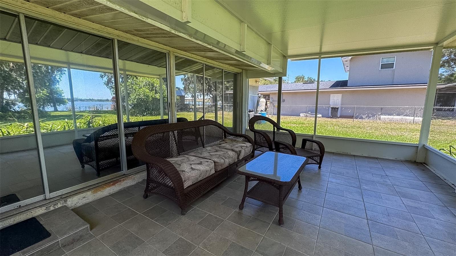 ROCHELLE GARDENS - Residential Lease