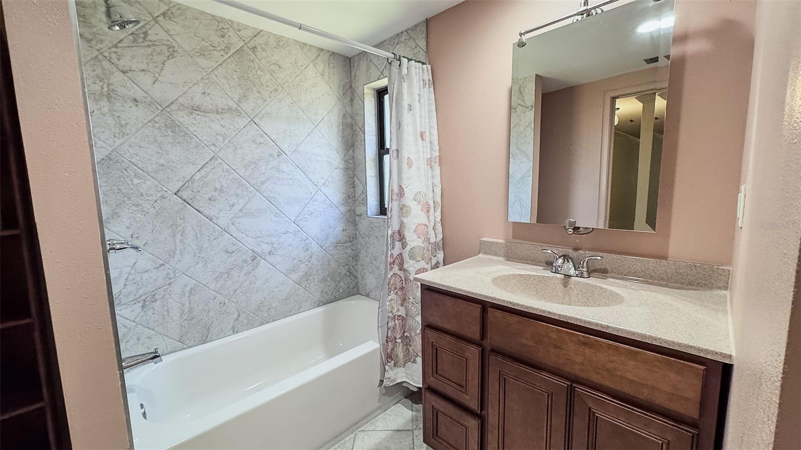 ROCHELLE GARDENS - Residential Lease