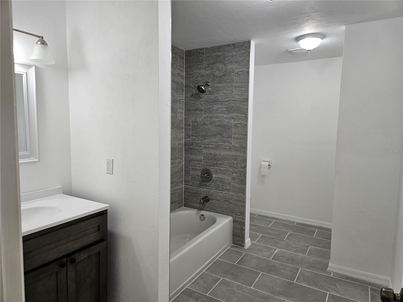 EAST WILLISTON - Residential
