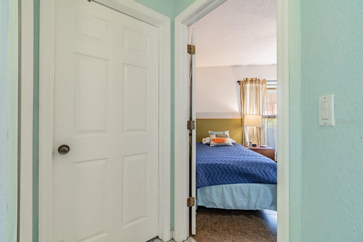 SPRING HILL - Commercial Sale