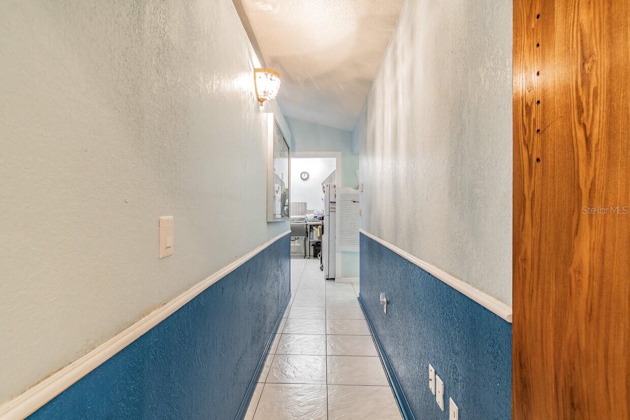 SPRING HILL - Commercial Sale