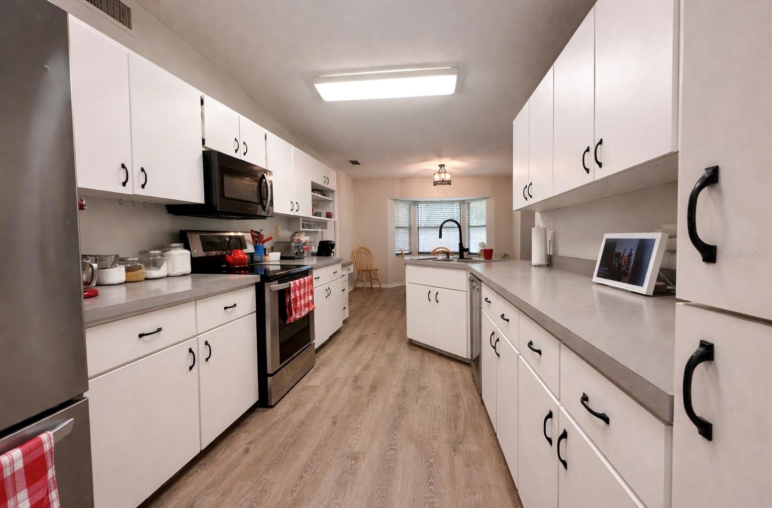 RAINBOW SPRINGS COUNTRY CLUB ESTATES - Residential