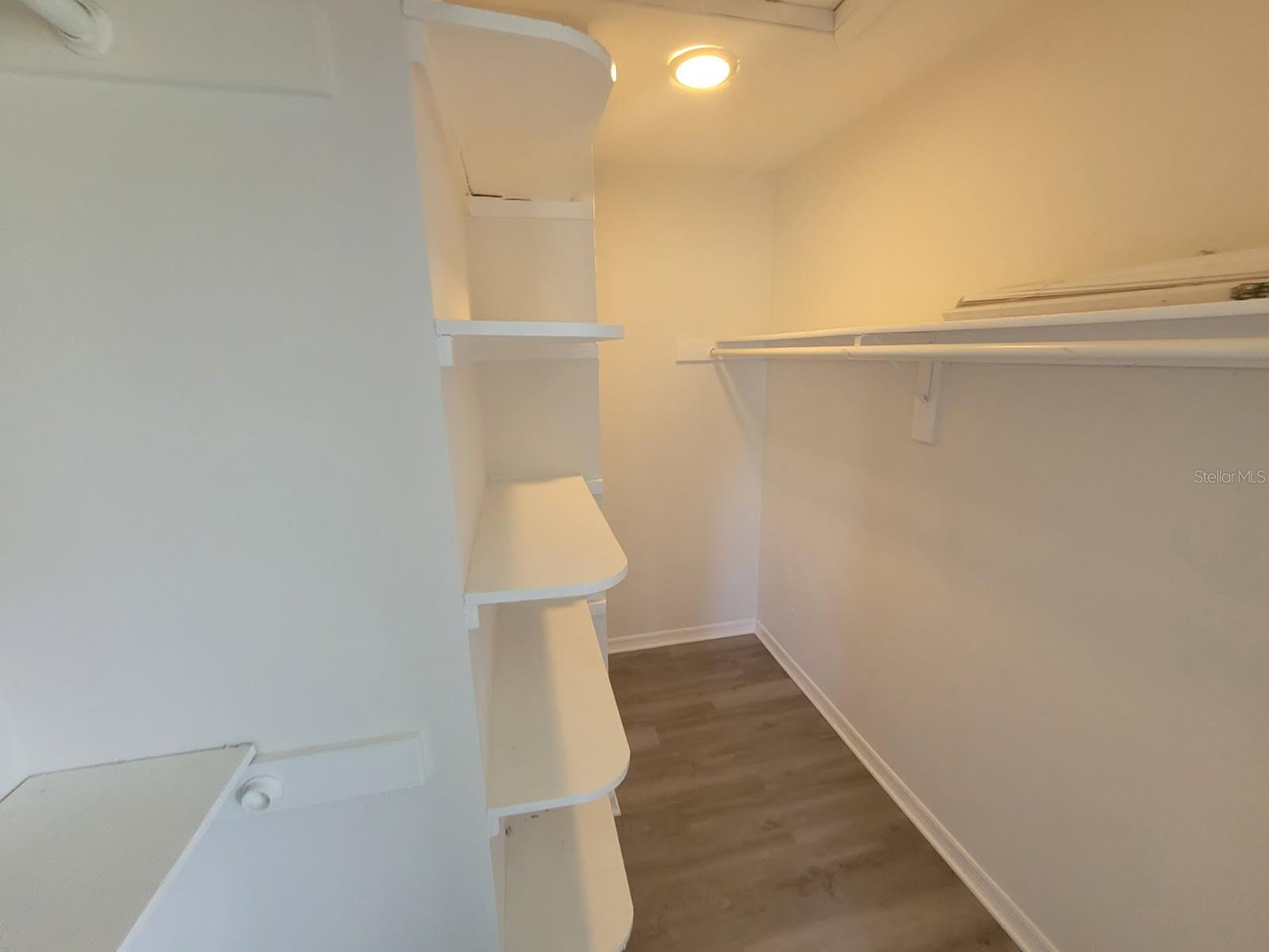 WESTCHESTER WOODS PH 02 - Residential Lease