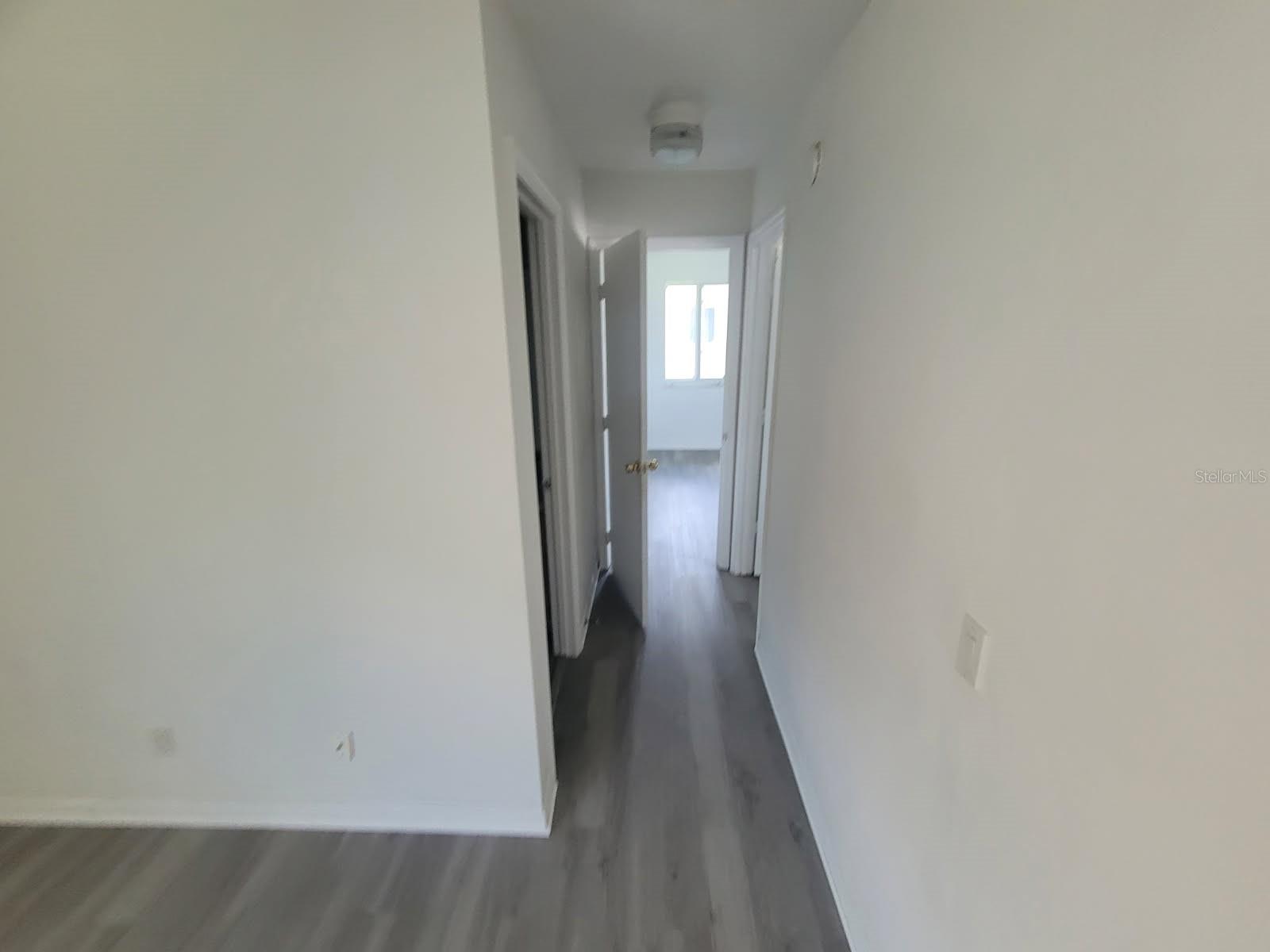WESTCHESTER WOODS PH 02 - Residential Lease