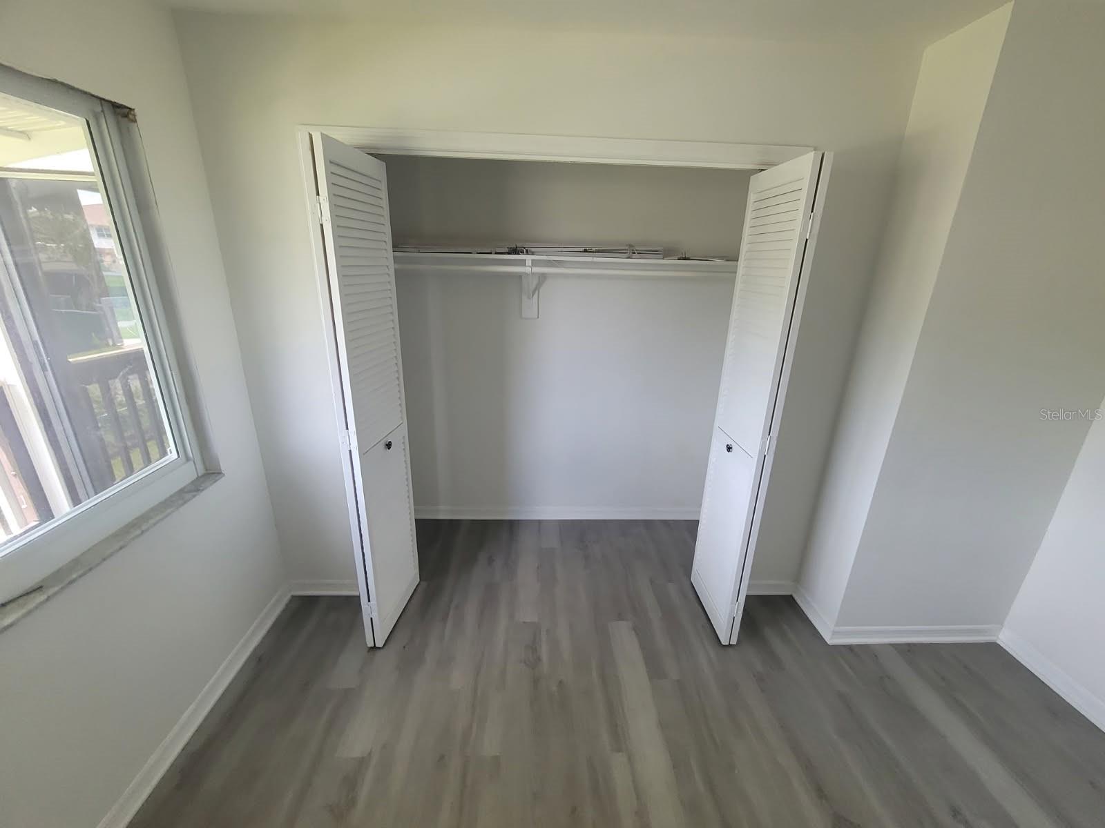 WESTCHESTER WOODS PH 02 - Residential Lease