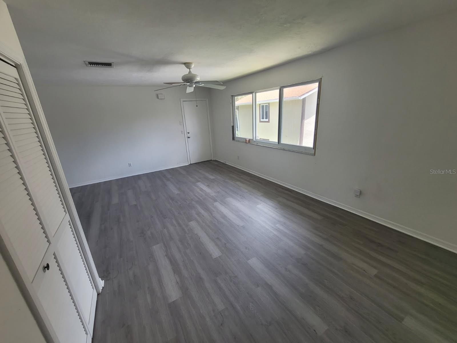 WESTCHESTER WOODS PH 02 - Residential Lease