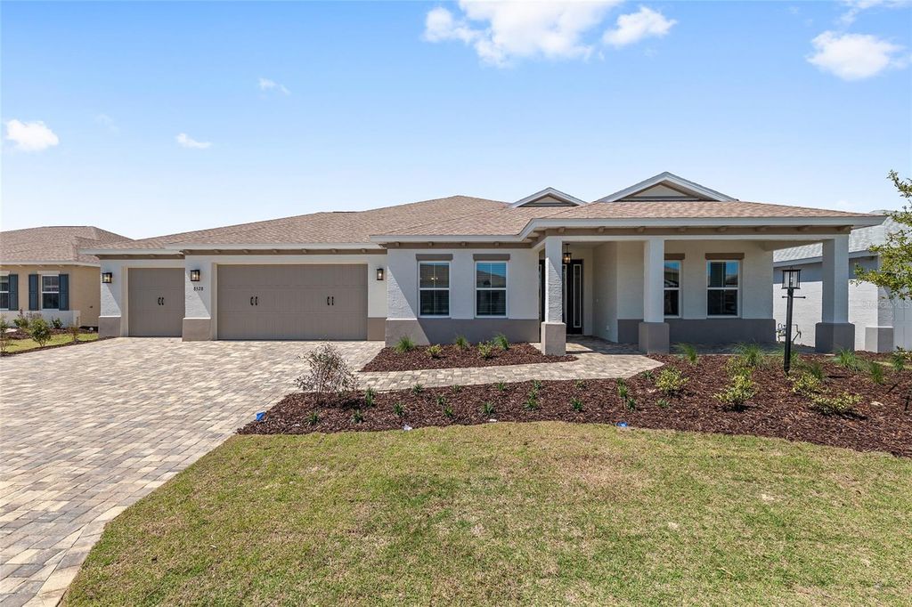 Photo of 8528 SW 101st Avenue, Ocala, FL 34481 (MLS # OM722999)