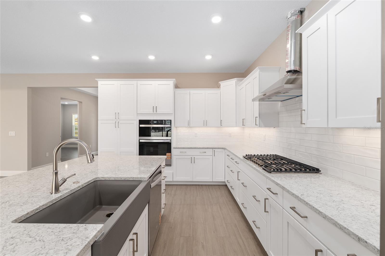 CANDLER HILLS - Residential