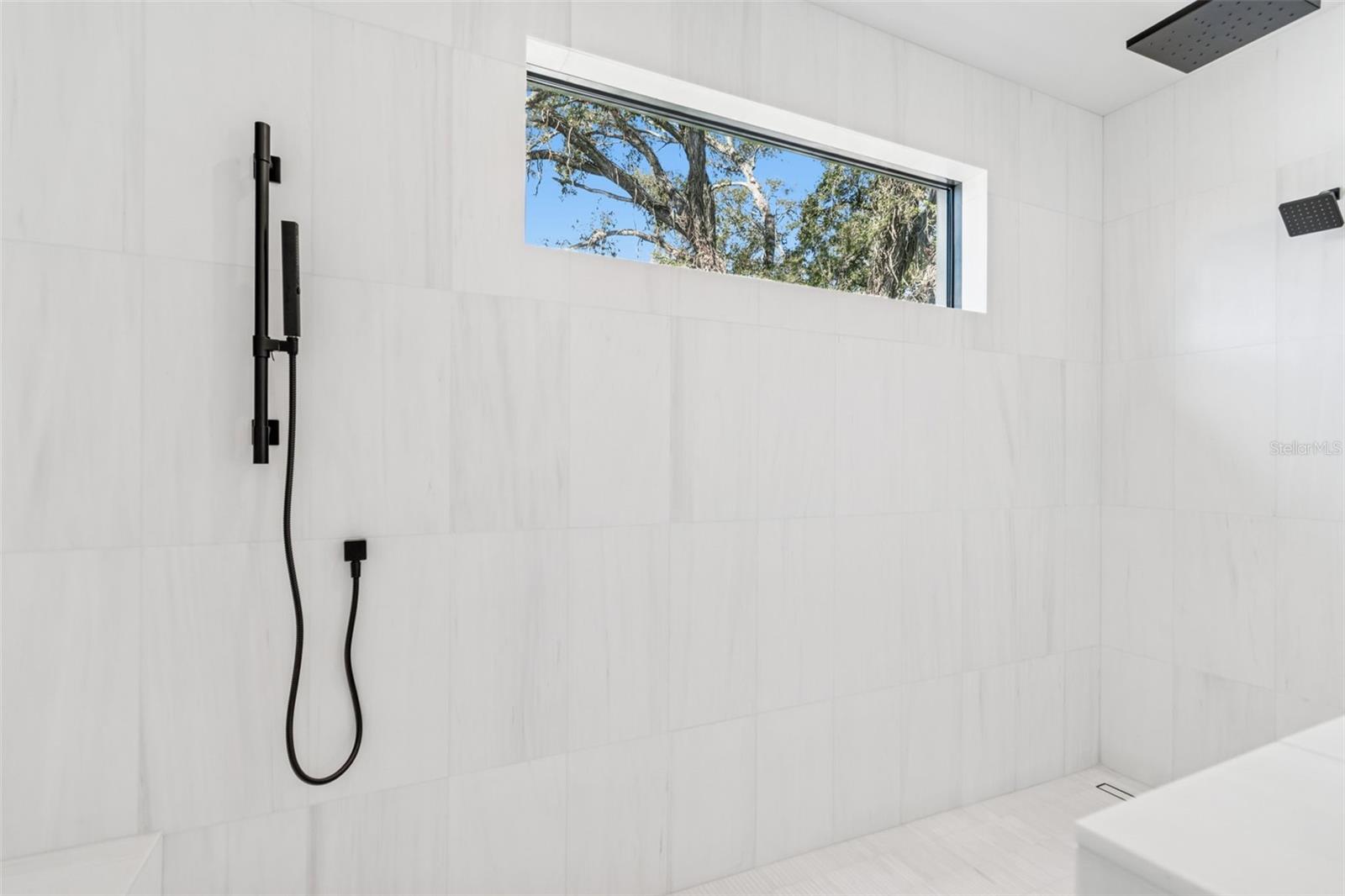 SUNSET PARK - Residential