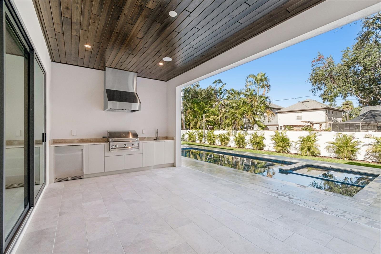 SUNSET PARK - Residential