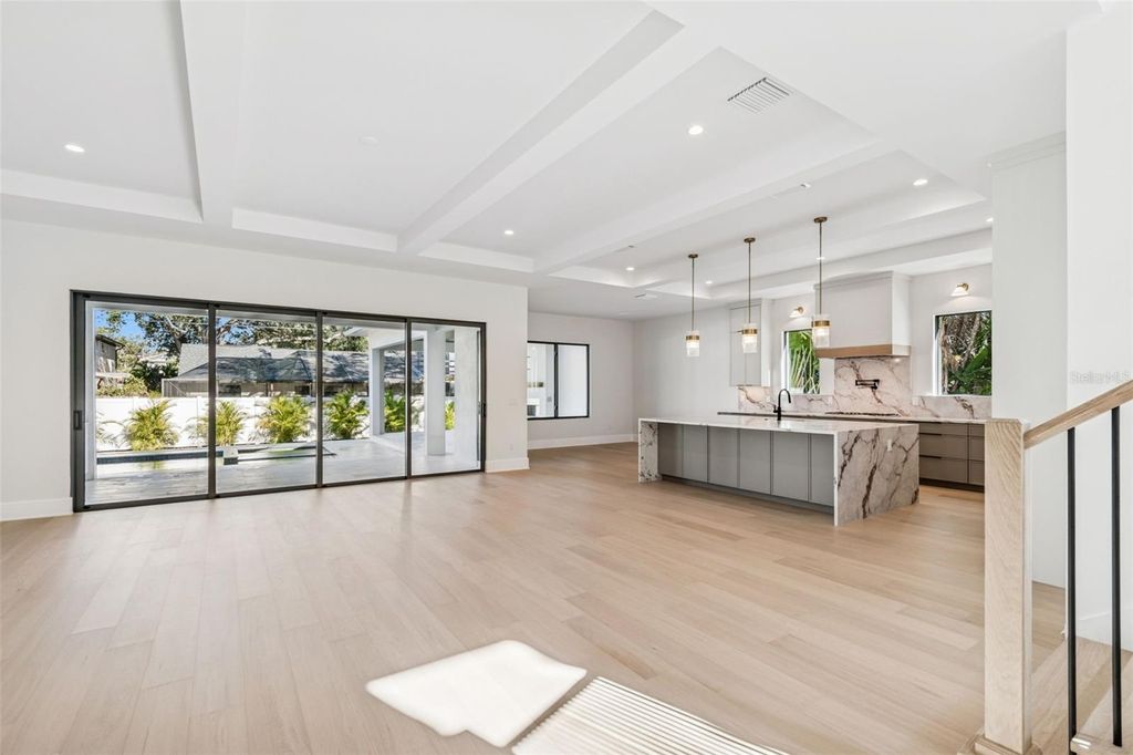 Photo of 4503 W Longfellow Avenue, Tampa, FL 33629 (MLS # TB8433572)