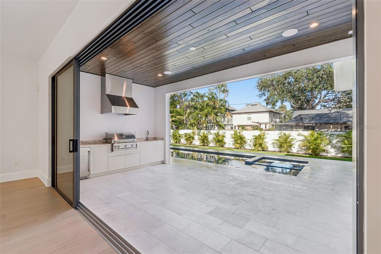 SUNSET PARK - Residential