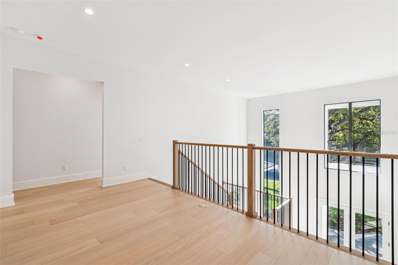 SUNSET PARK - Residential