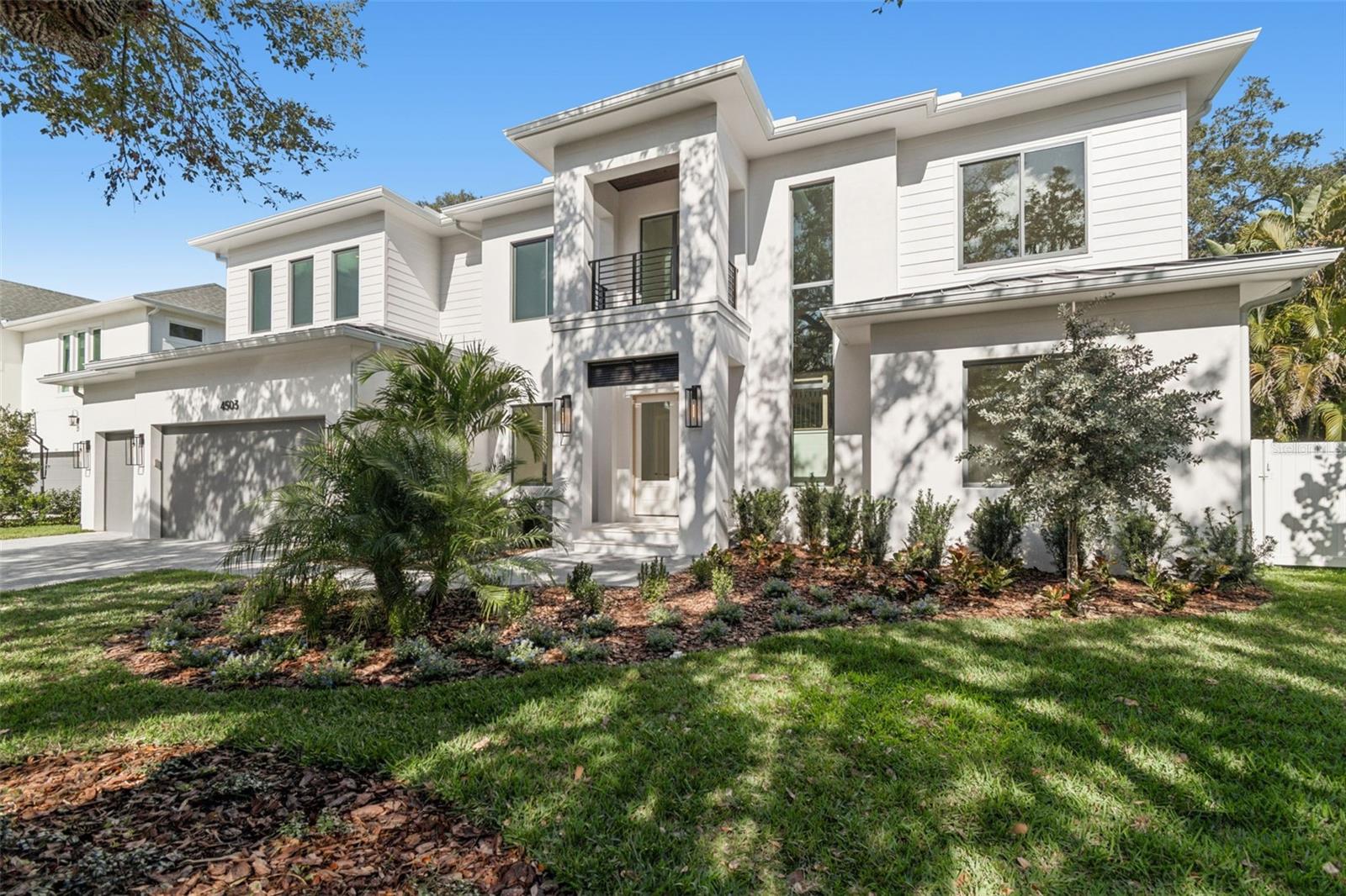 SUNSET PARK - Residential