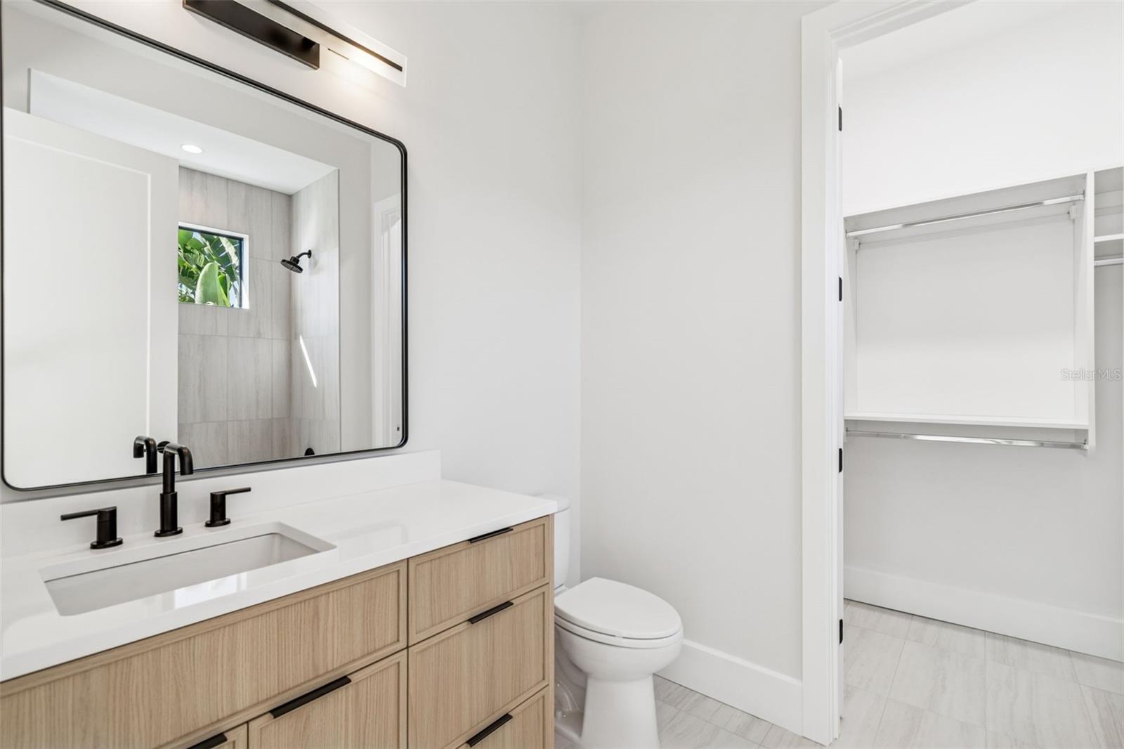 SUNSET PARK - Residential