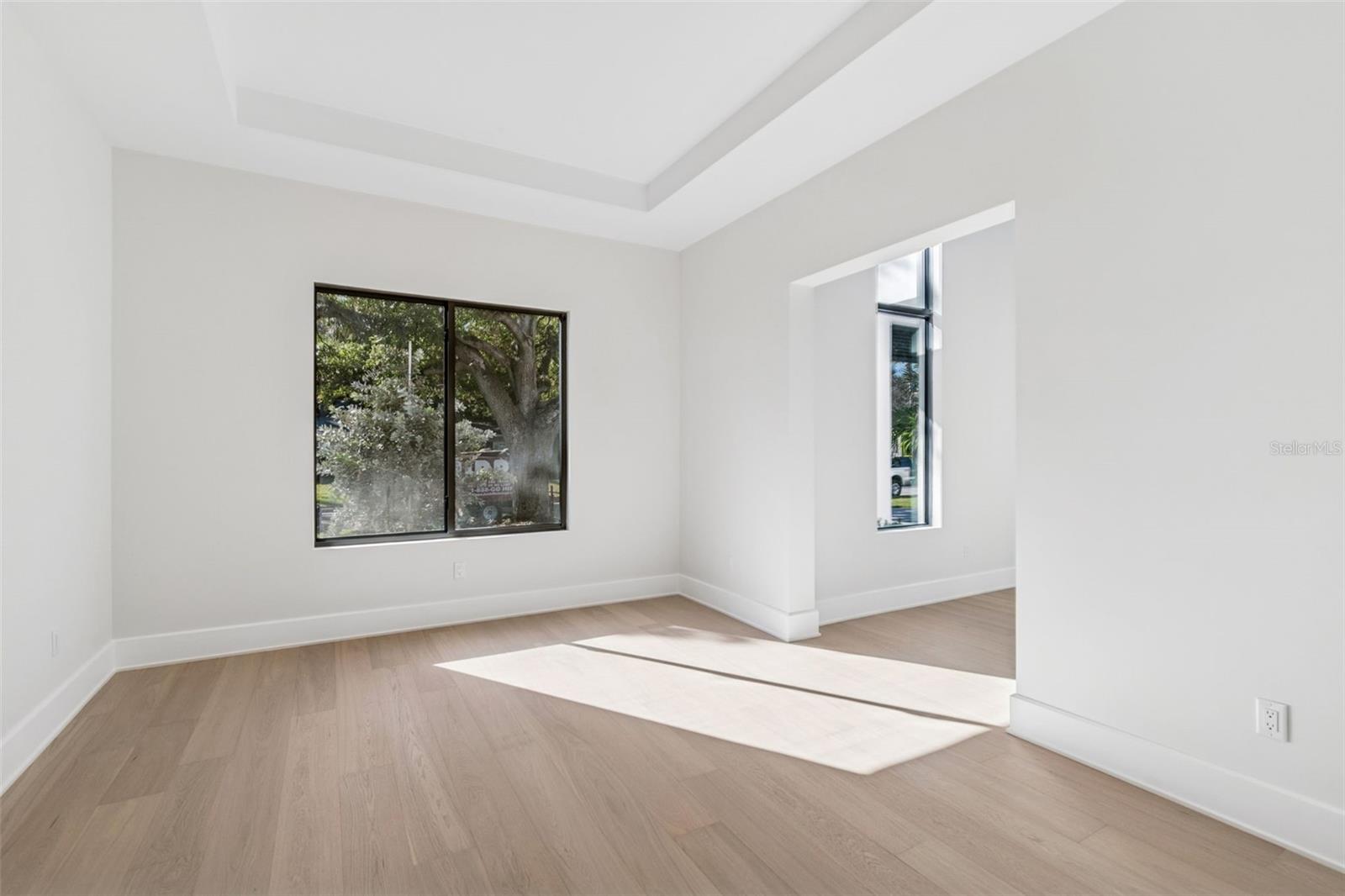 SUNSET PARK - Residential