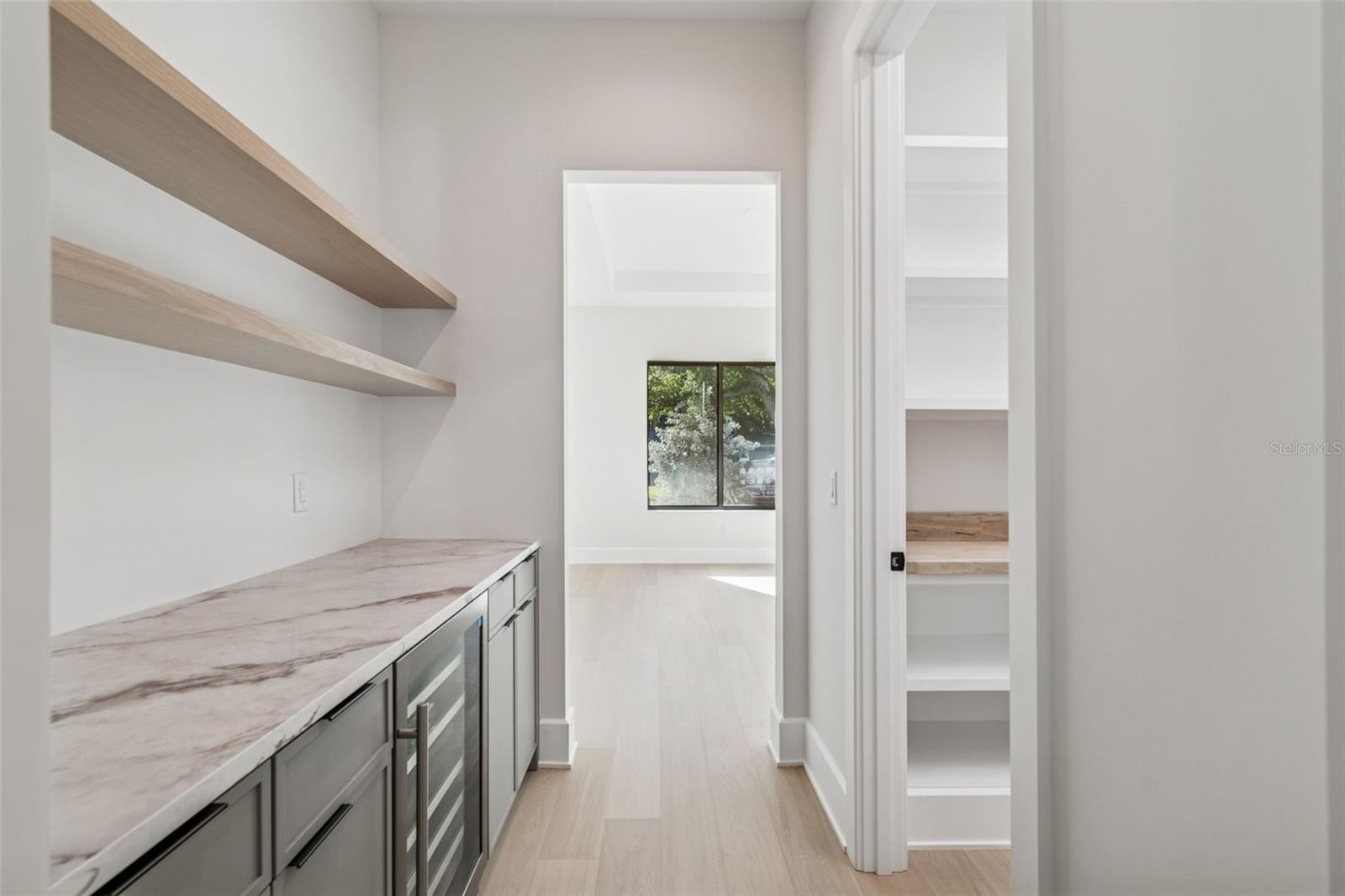 SUNSET PARK - Residential