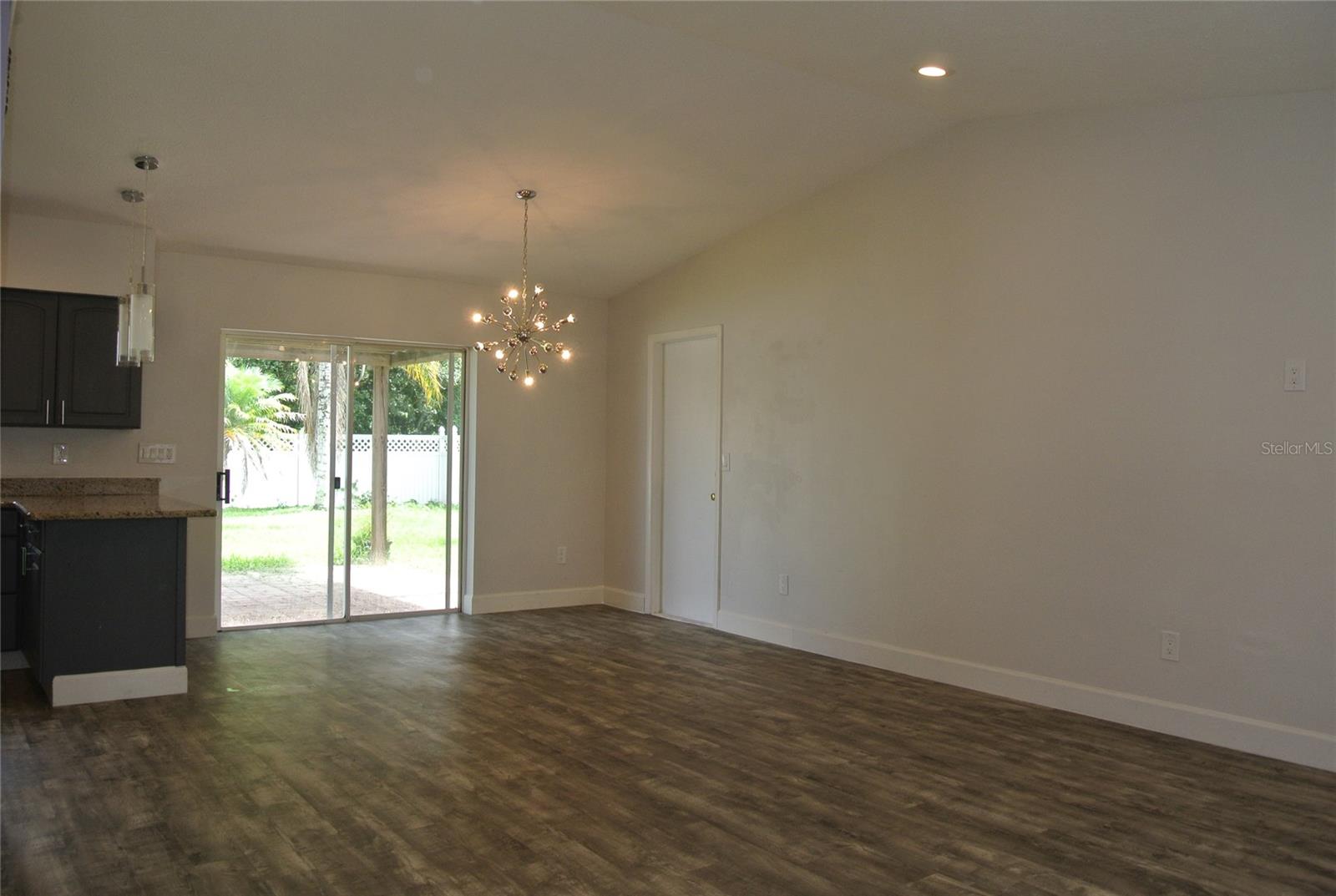 BACCHUS GARDENS SEC 01 - Residential