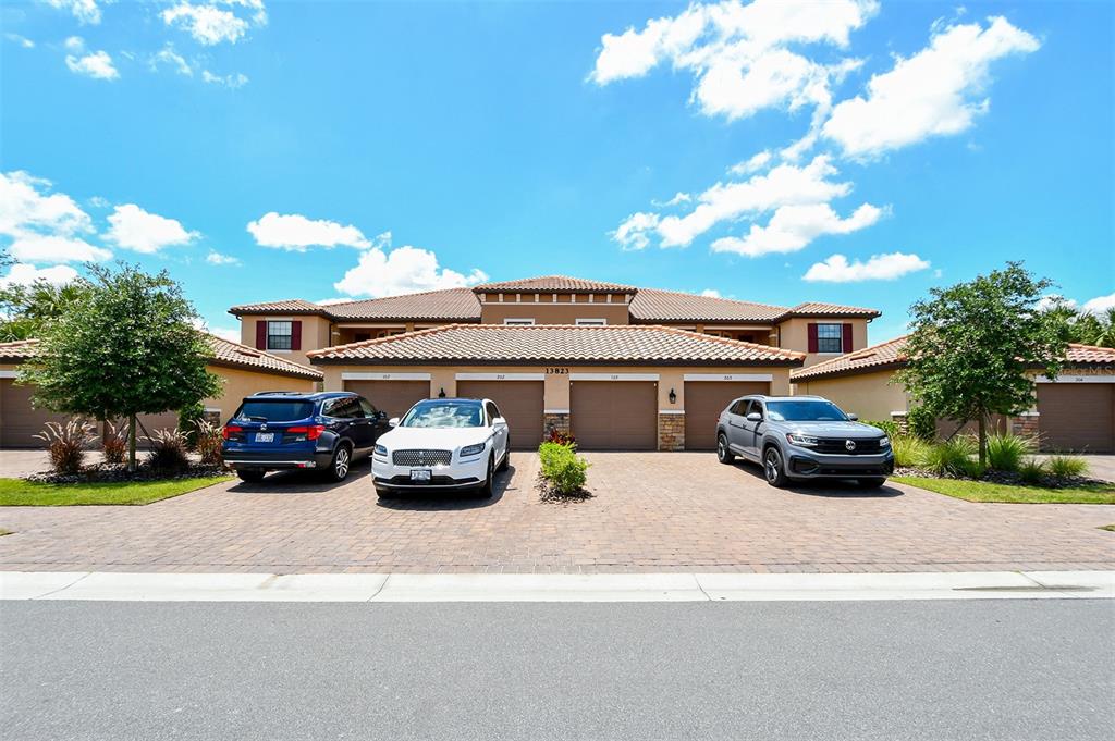 BACCIANO IV AT ESPLANADE LAKEWOOD RANCH - Residential Lease