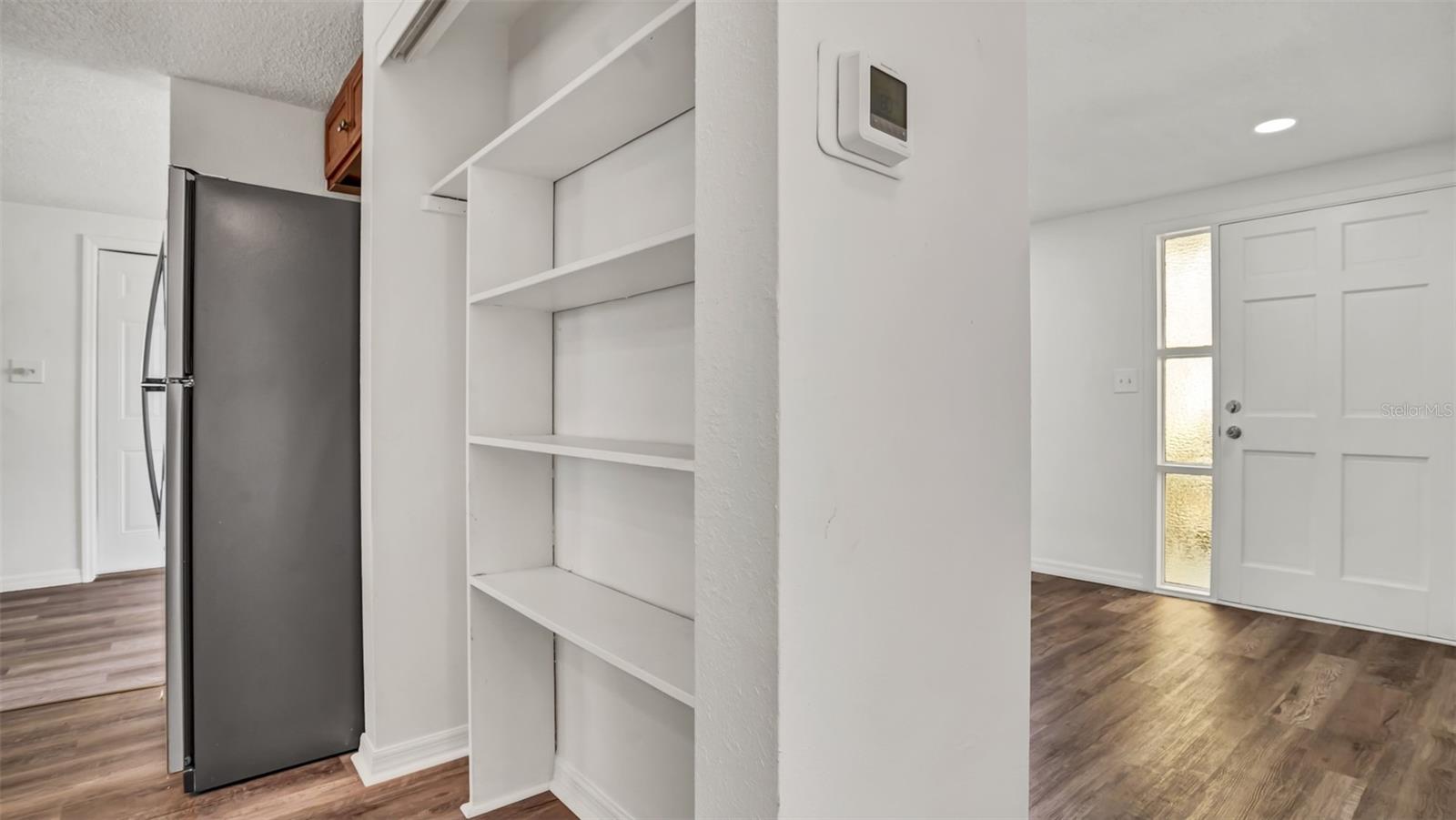 REGENCY PARK - Residential Lease