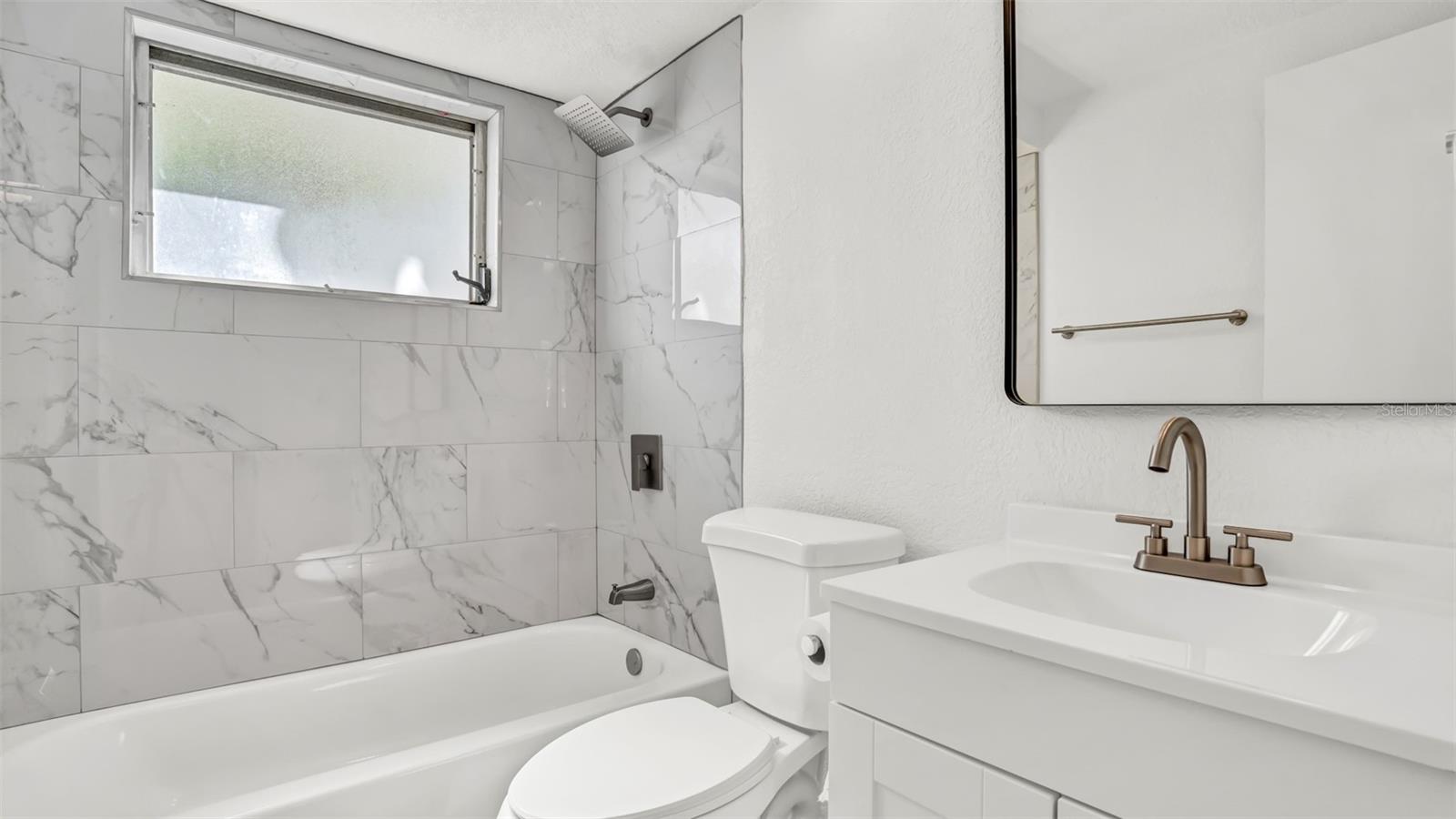 REGENCY PARK - Residential Lease