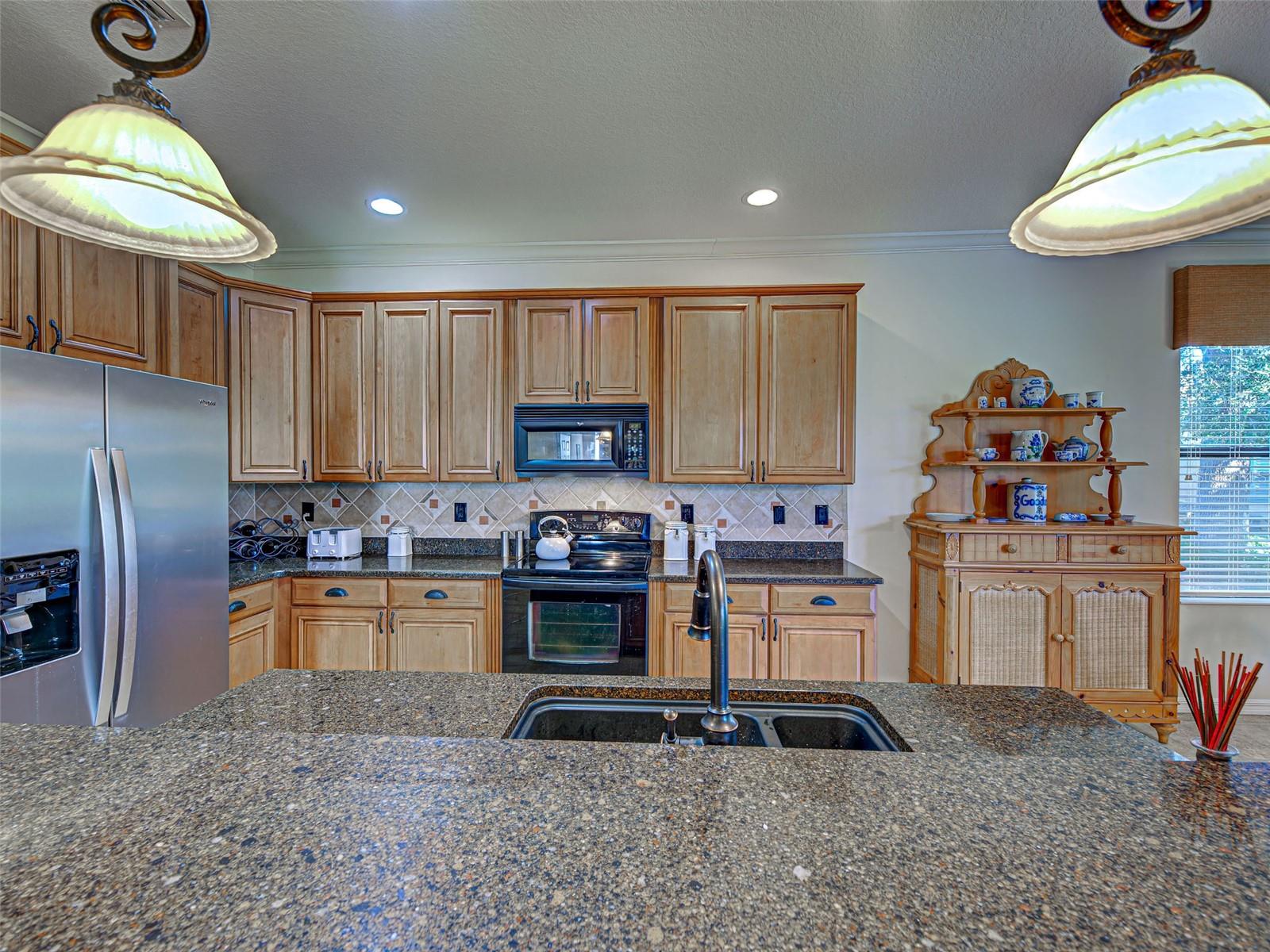 VENETIAN FALLS PH 2 - Residential