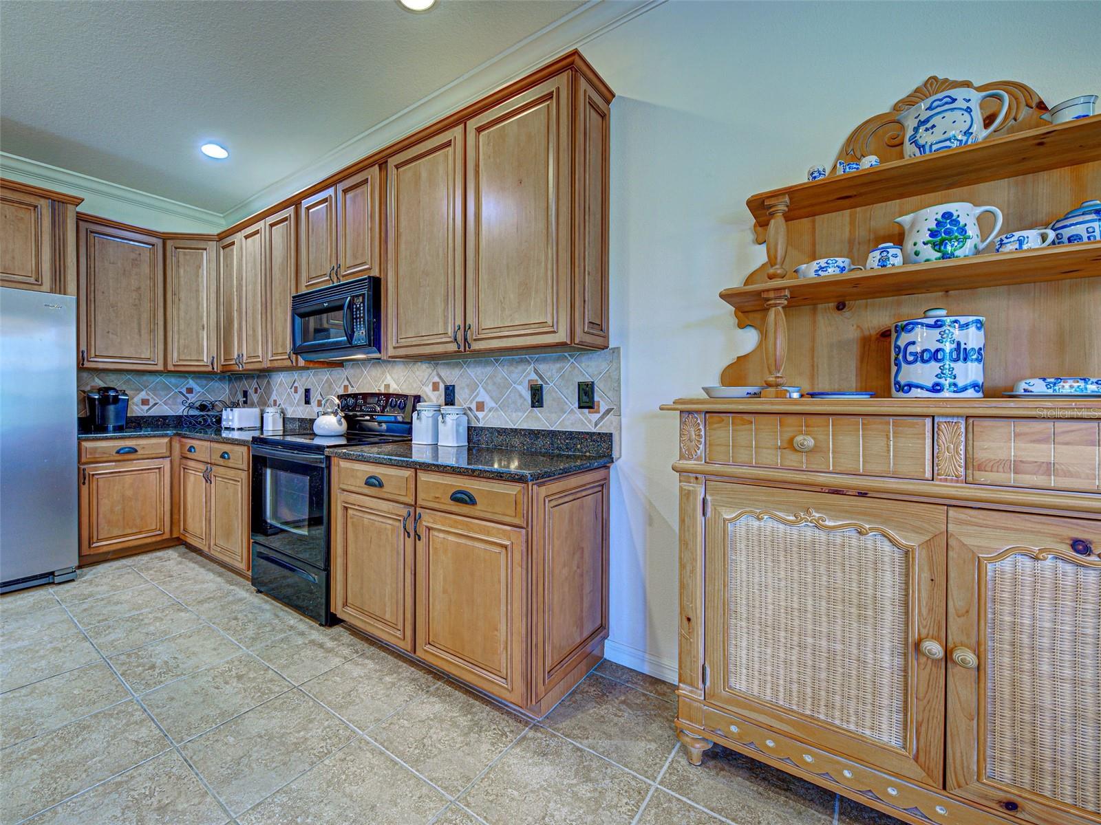 VENETIAN FALLS PH 2 - Residential