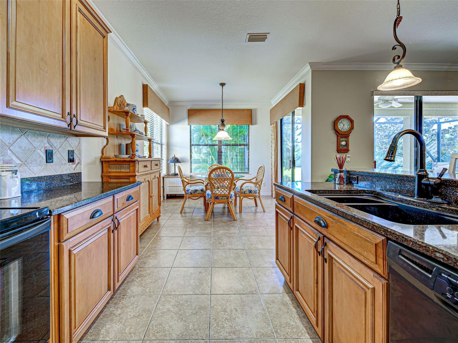 VENETIAN FALLS PH 2 - Residential