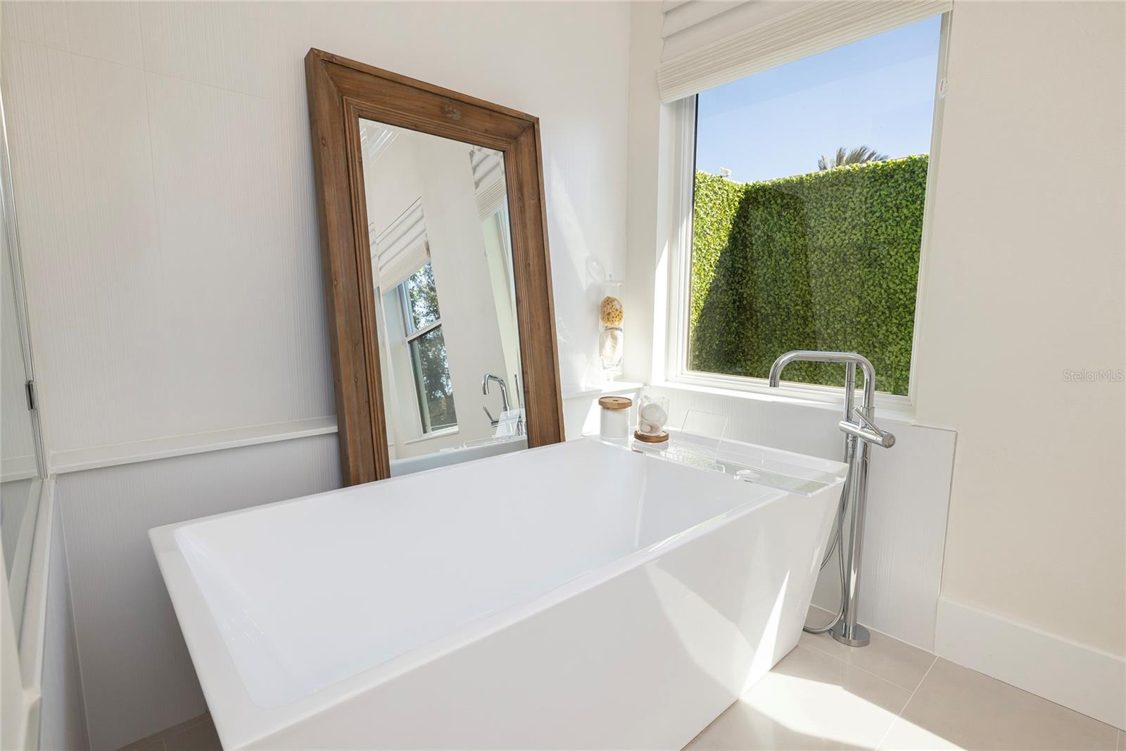 STEEPLECHASE - Residential