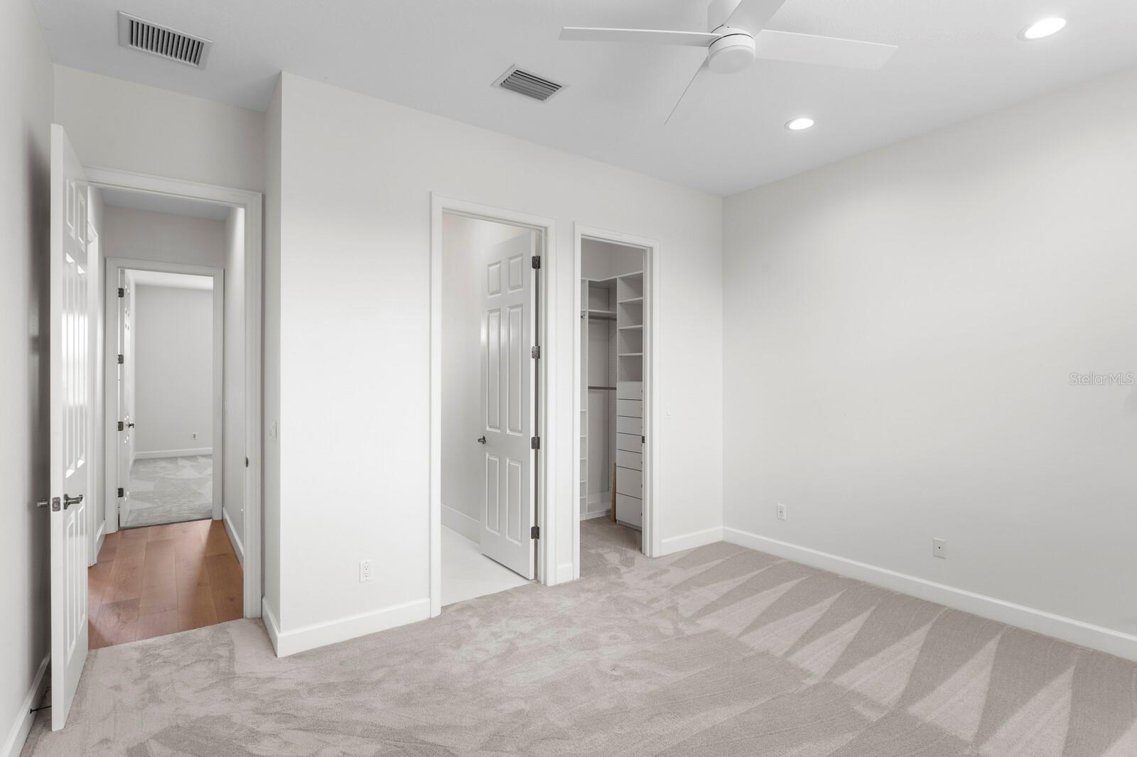 STEEPLECHASE - Residential
