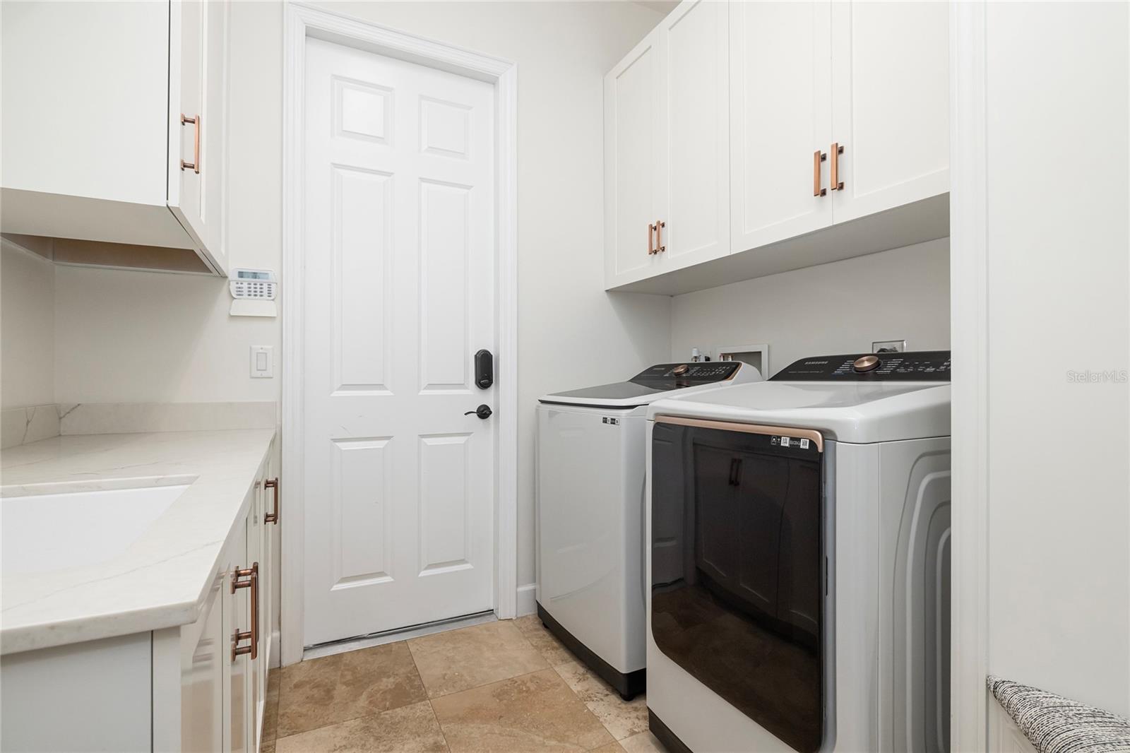 STEEPLECHASE - Residential