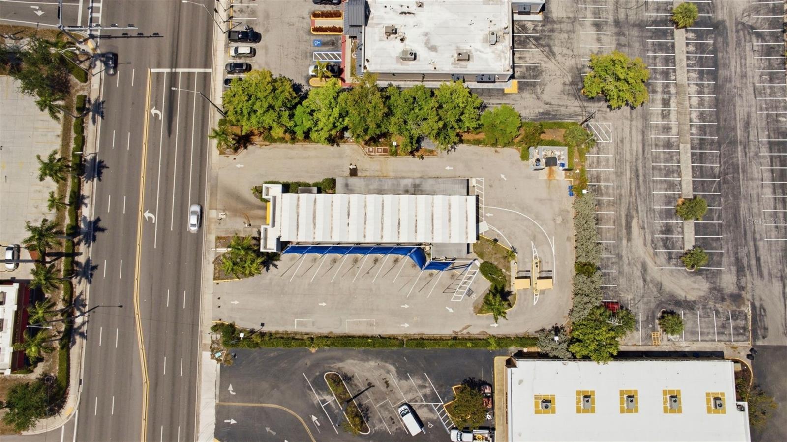 ACREAGE & UNREC - Commercial Sale
