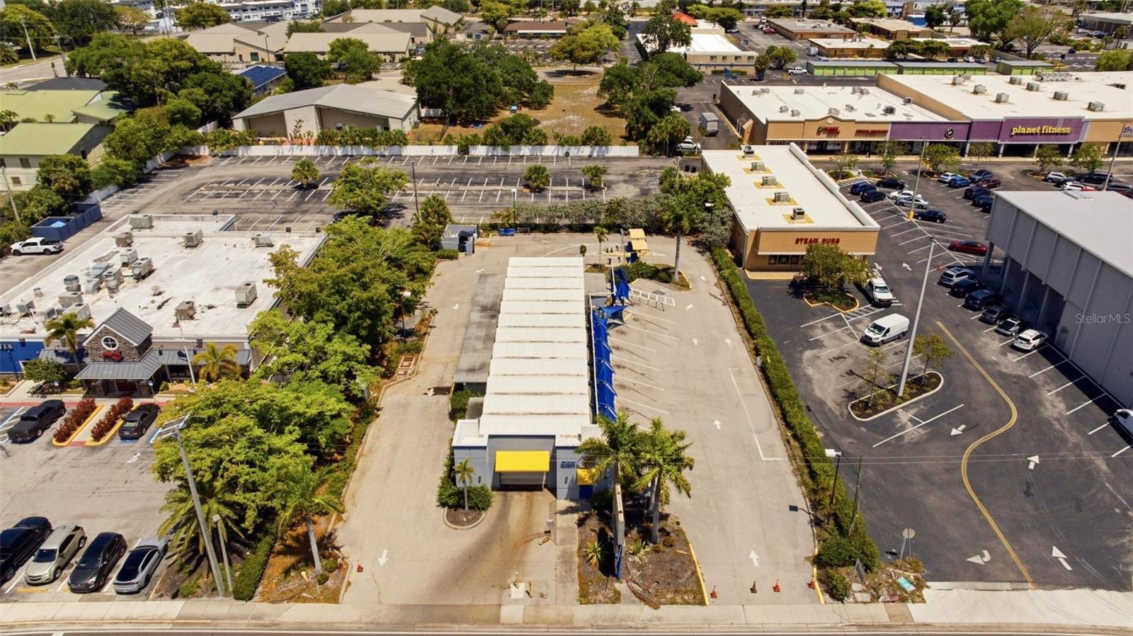 ACREAGE & UNREC - Commercial Sale