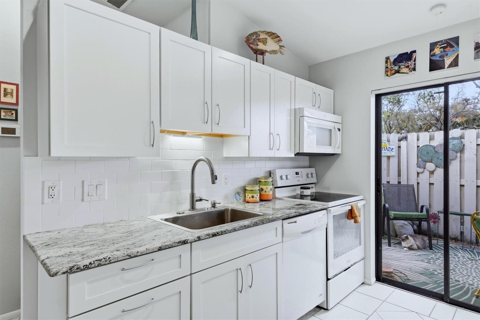 MORNINGSIDE CONDO PH II - Residential