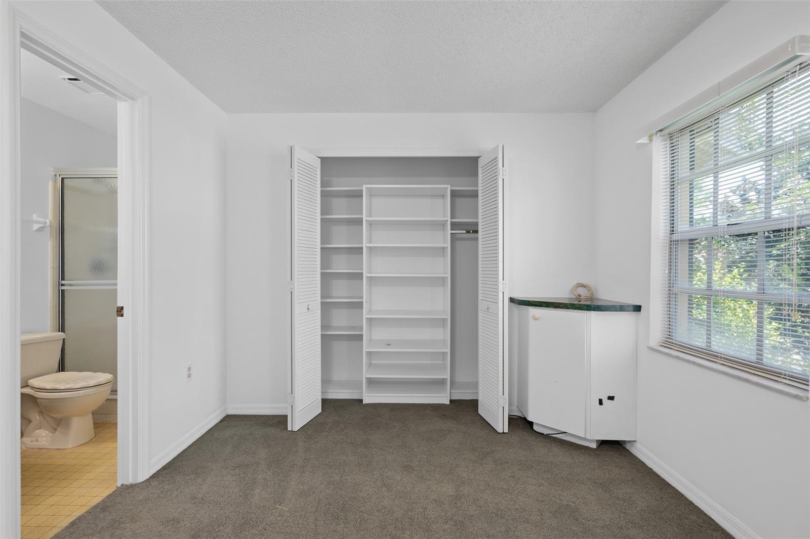 CHARLES TOWNE - Residential