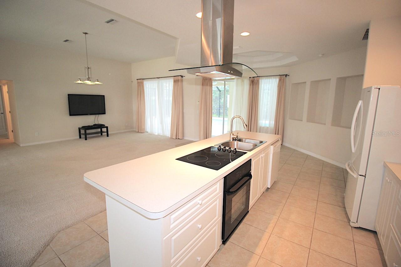 PALM COAST/EASTHAMPTON SEC 34 - Residential Lease