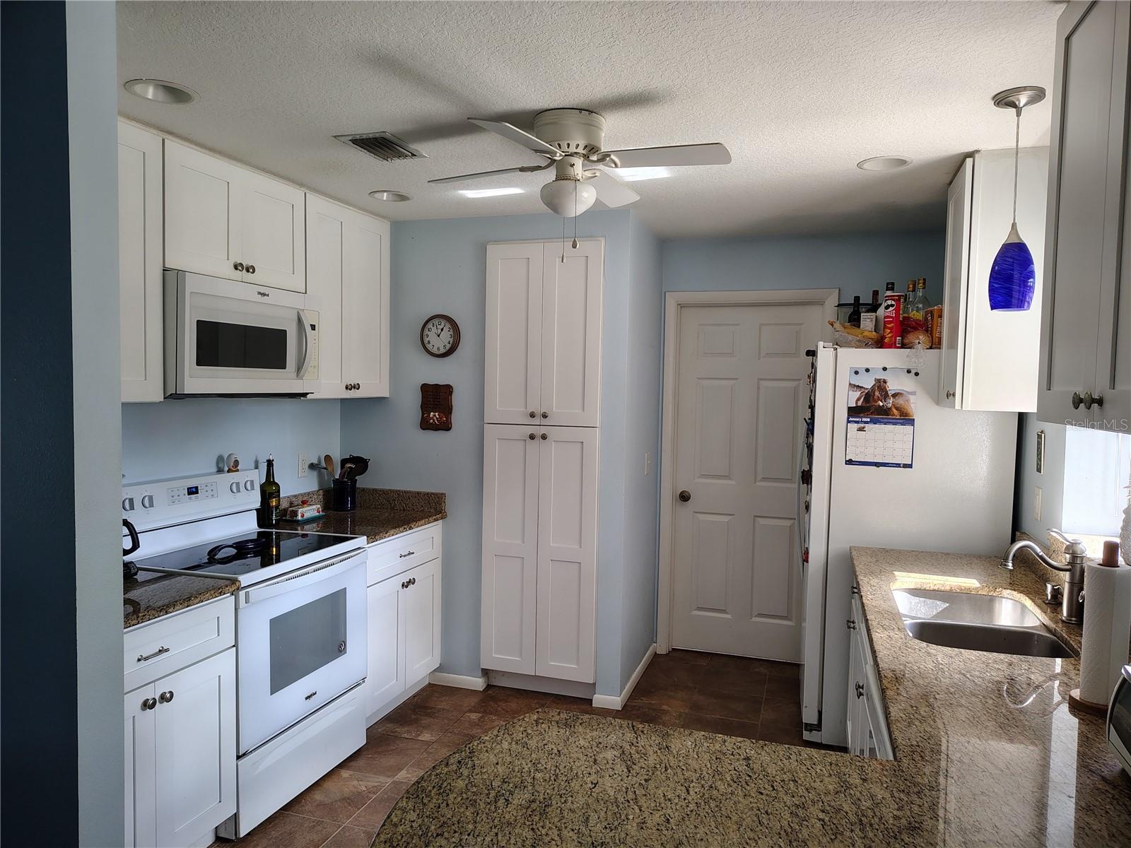 LOCKWOODS - Residential