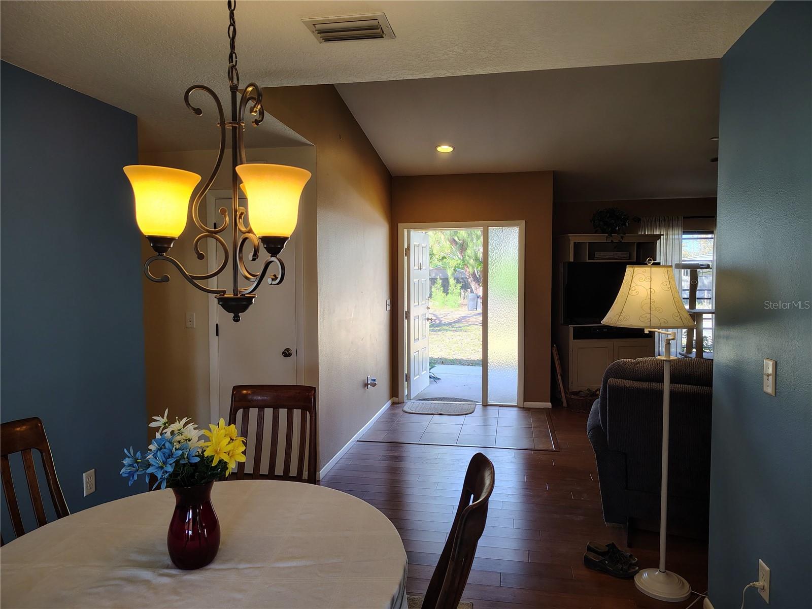 LOCKWOODS - Residential