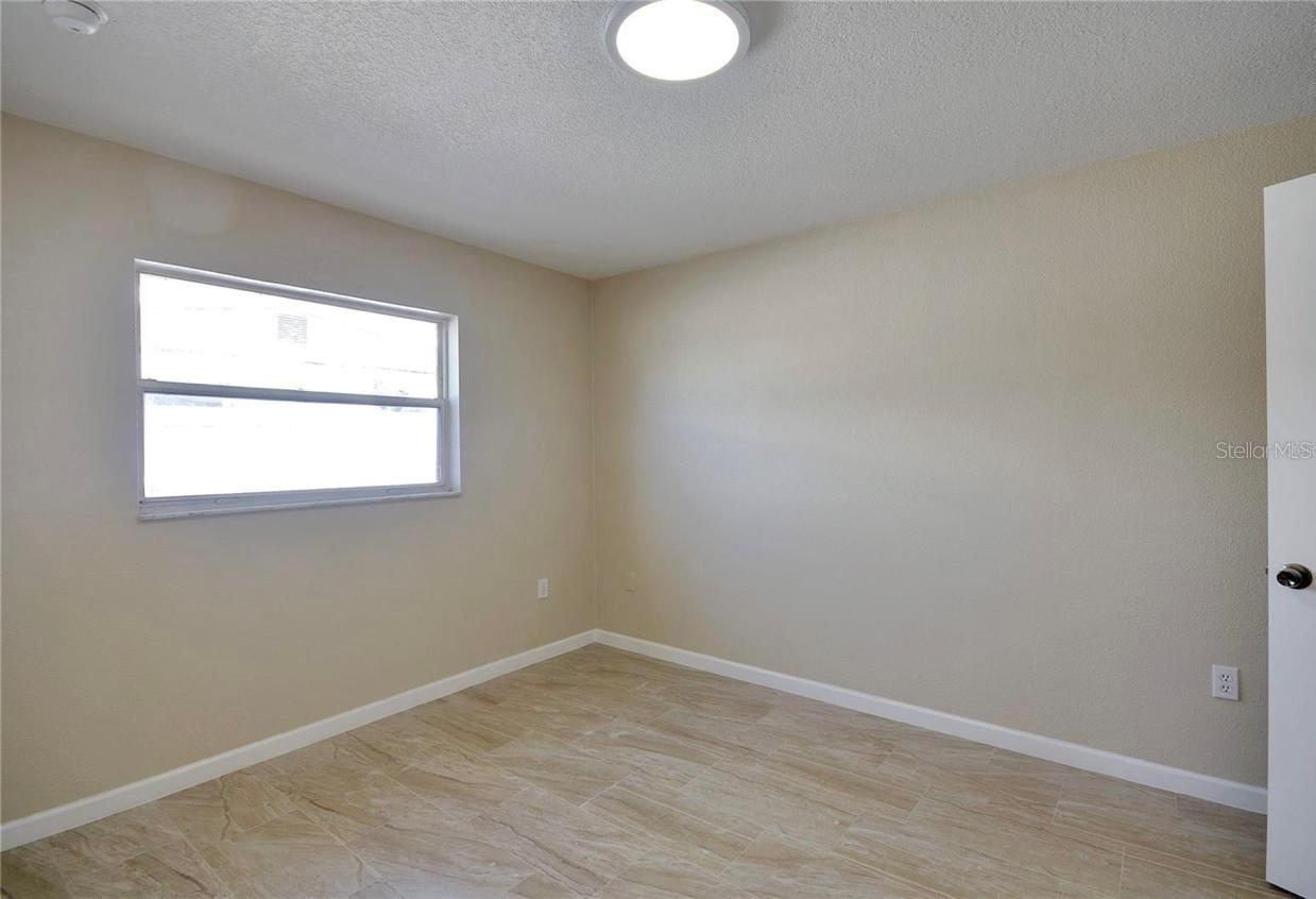 SKYLAKE - Residential Lease