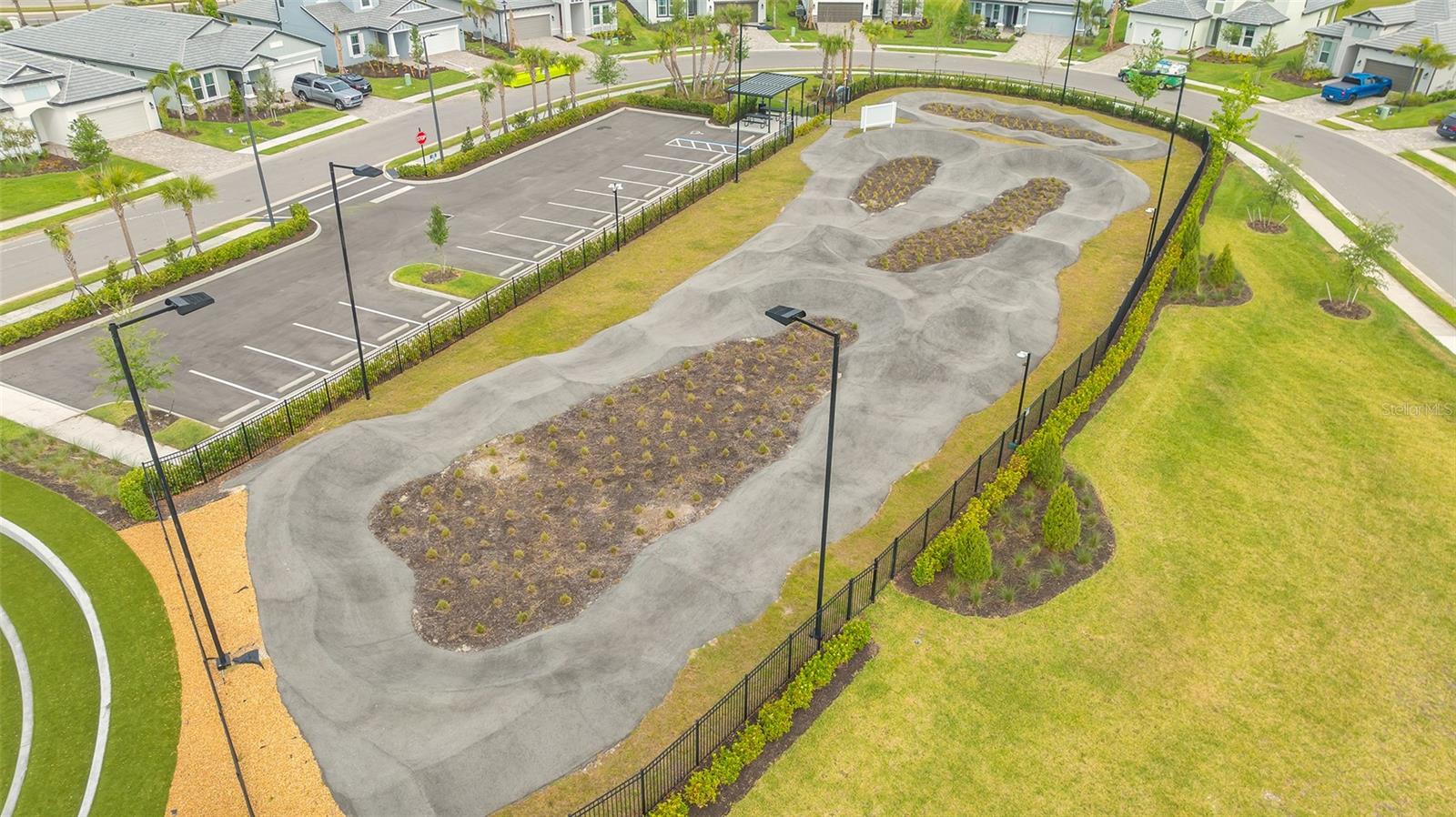 SWEETWATER AT LAKEWOOD RANCH PH I & II - Residential