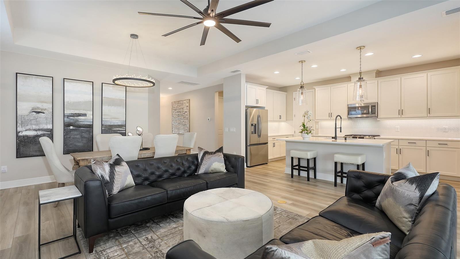 SWEETWATER AT LAKEWOOD RANCH PH I & II - Residential